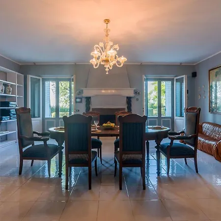 Villa Liberty 8 Osimo