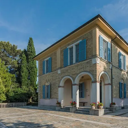 Villa Liberty 8 Osimo